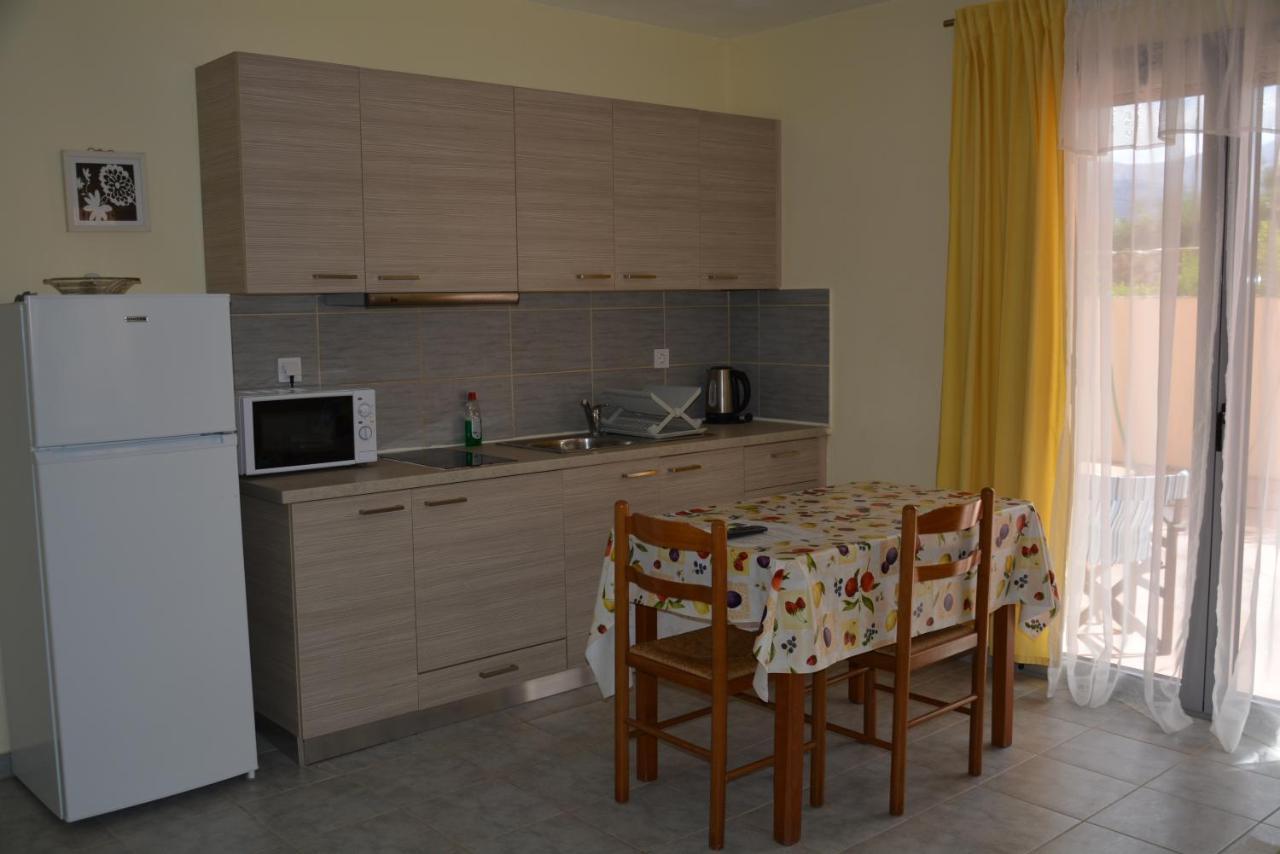 ליקסורי Lotus Sea View Apartments מראה חיצוני תמונה