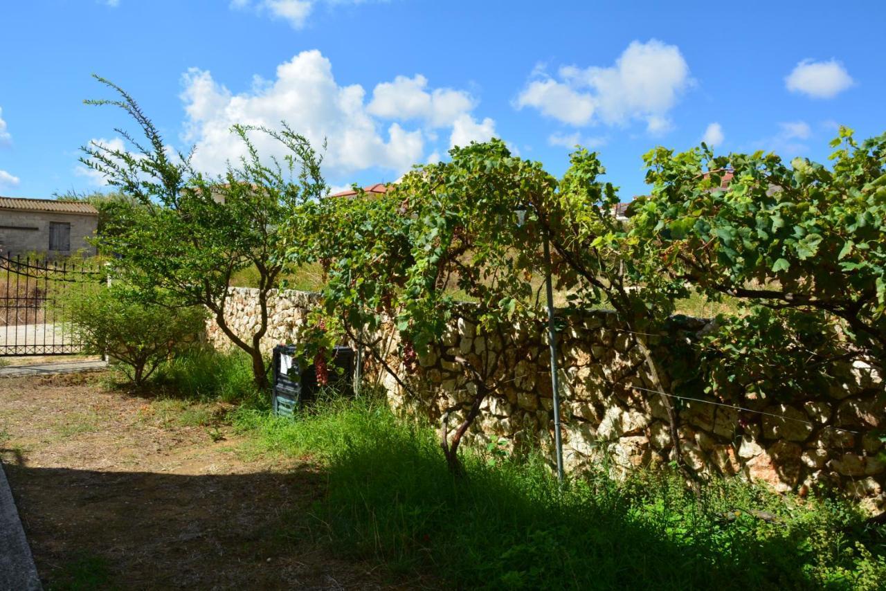 ליקסורי Lotus Sea View Apartments מראה חיצוני תמונה