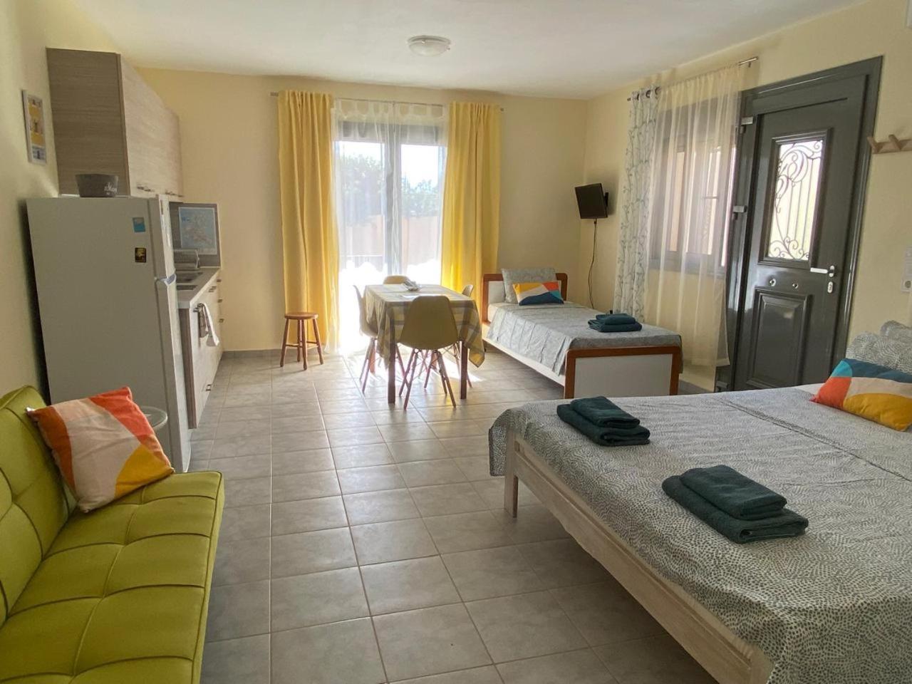 ליקסורי Lotus Sea View Apartments מראה חיצוני תמונה